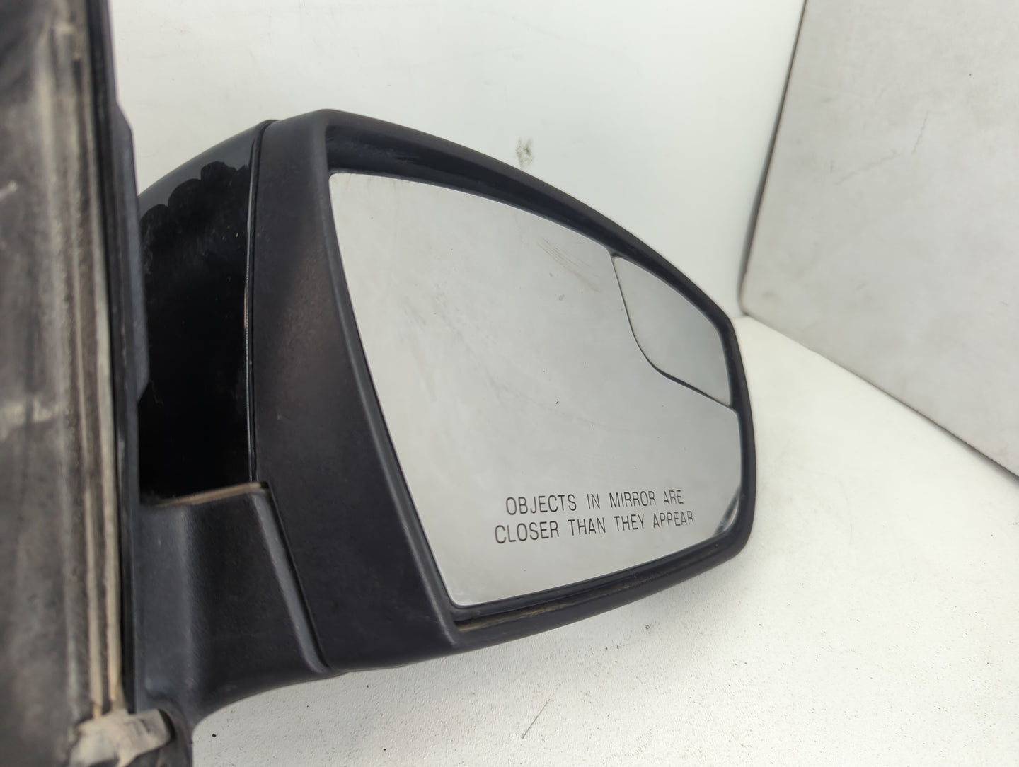 2013-2016 Ford Escape Passenger Side View Mirror - Right Door Mirror OEM Used - Oemusedautoparts1.com