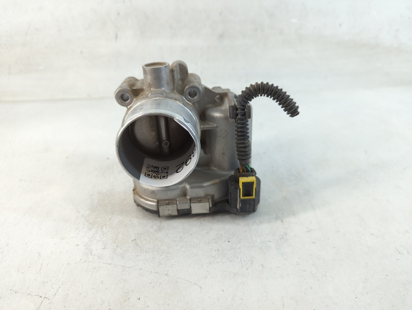 2013-2016 Ford Escape Throttle Body P/N:7S7G-9F991-CA Fits Fits 2013 2014 2015 2016 2017 2018 2019 OEM Used Auto Parts - Oem