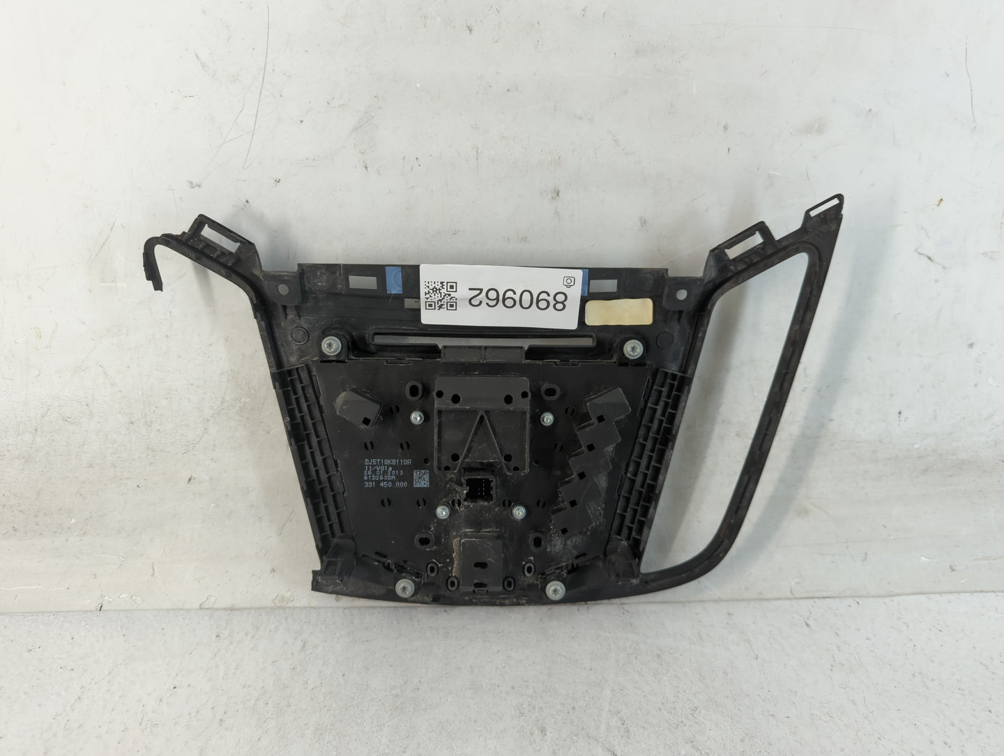 2013-2016 Ford Escape Radio AM FM Cd Player Receiver Replacement P/N:DJ5T18K811BA Fits Fits 2013 2014 2015 2016 OEM Used Aut