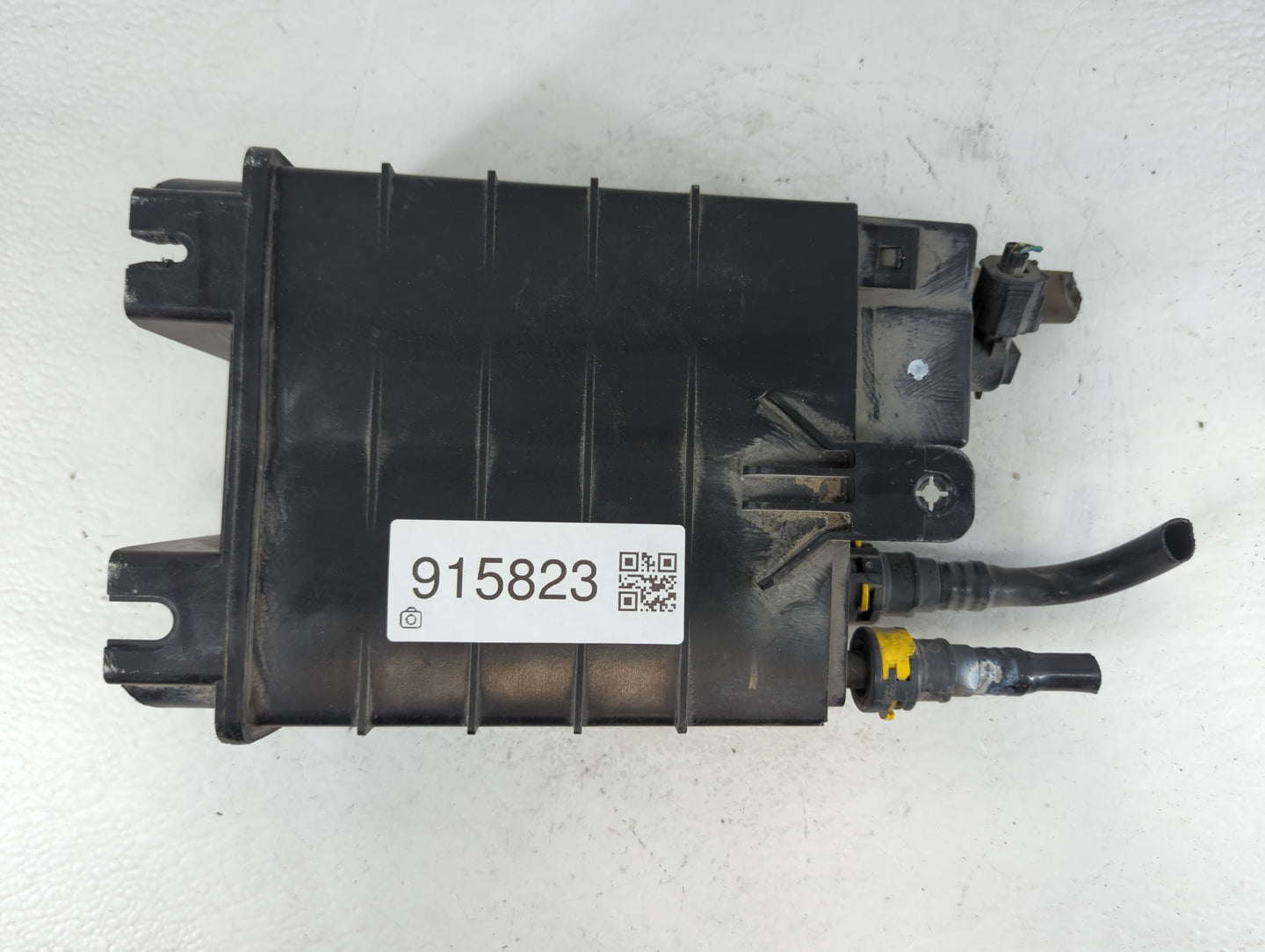 2015 Ford Escape Fuel Vapor Charcoal Canister 915823 - Oemusedautoparts1.com