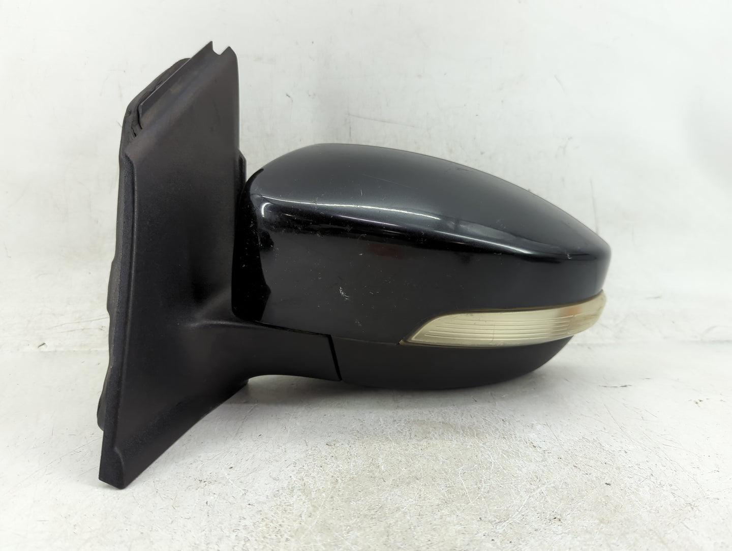 2015 Ford Escape Driver Side View Mirror - Left Door Mirror OEM Used - Oemusedautoparts1.com