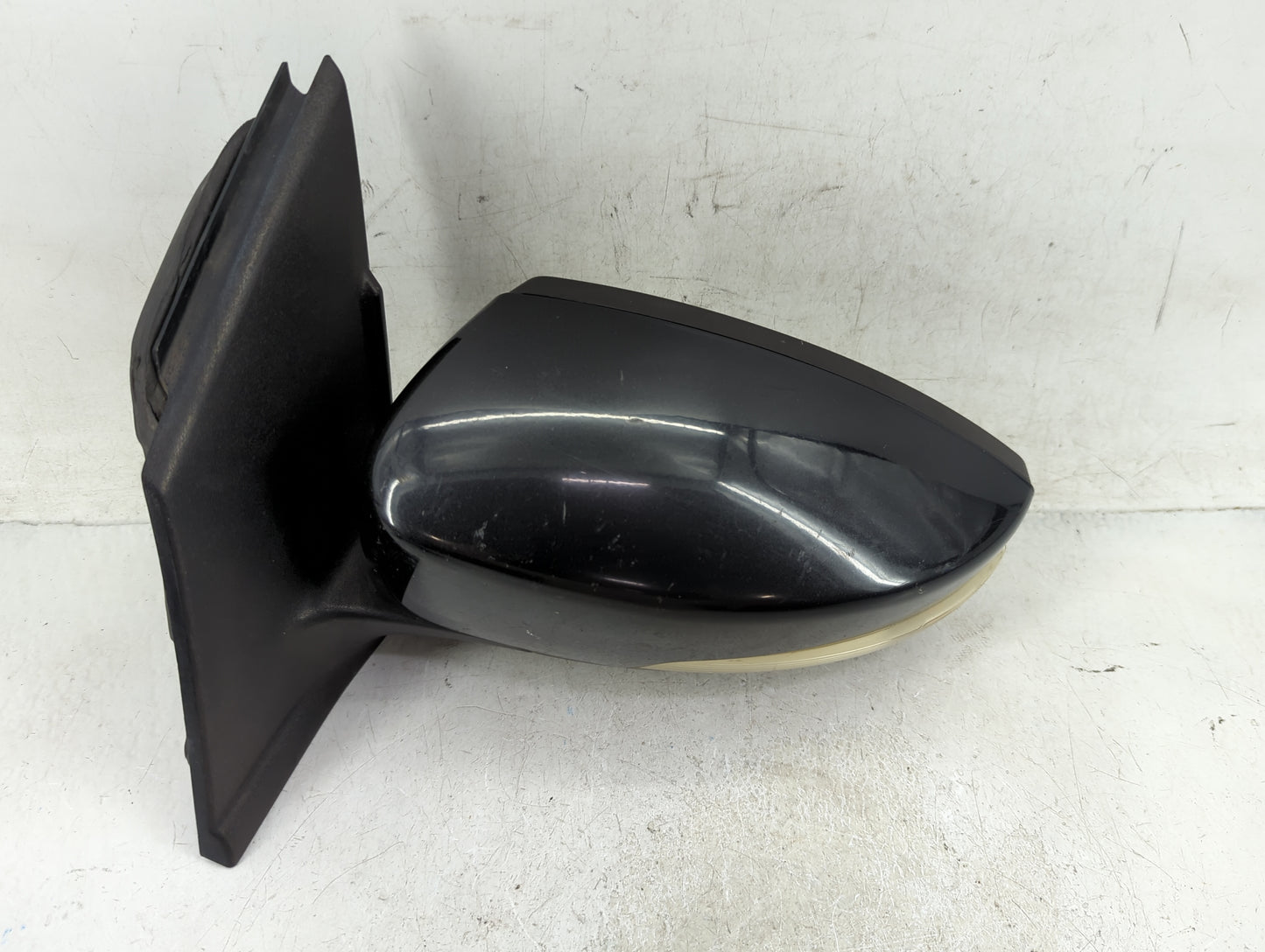 2015 Ford Escape Driver Side View Mirror - Left Door Mirror OEM Used - Oemusedautoparts1.com