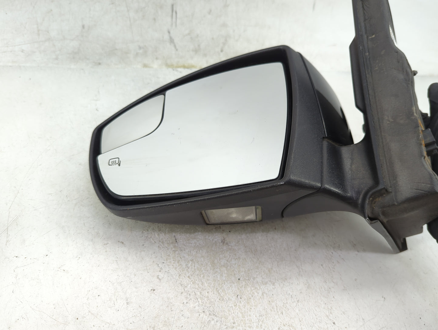 2015 Ford Escape Driver Side View Mirror - Left Door Mirror OEM Used - Oemusedautoparts1.com