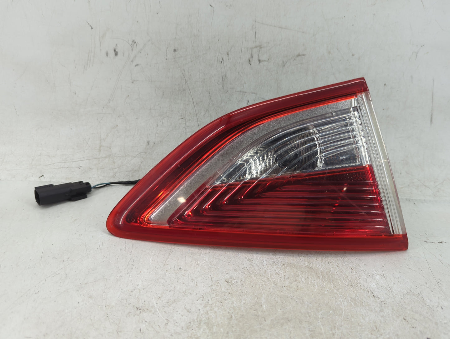 2013-2016 Ford Escape Driver Left Side Deck Lid Mounted Tail Light - Oemusedautoparts1.com
