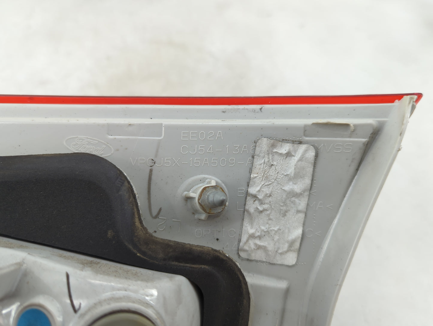 2013-2016 Ford Escape Driver Left Side Deck Lid Mounted Tail Light - Oemusedautoparts1.com