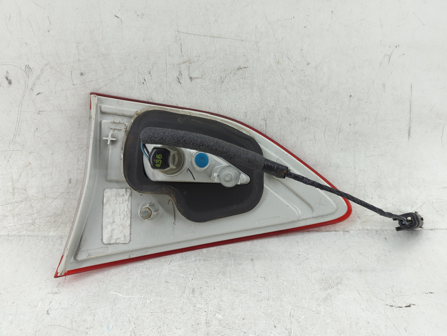 2013-2016 Ford Escape Driver Left Side Deck Lid Mounted Tail Light - Oemusedautoparts1.com
