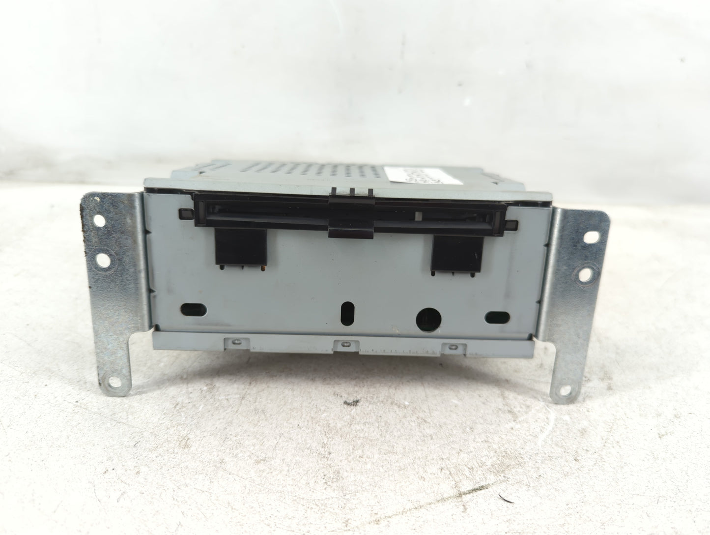 2015 Ford Expedition Radio AM FM Cd Player Receiver Replacement Fits OEM Used Auto Parts - Oemusedautoparts1.com