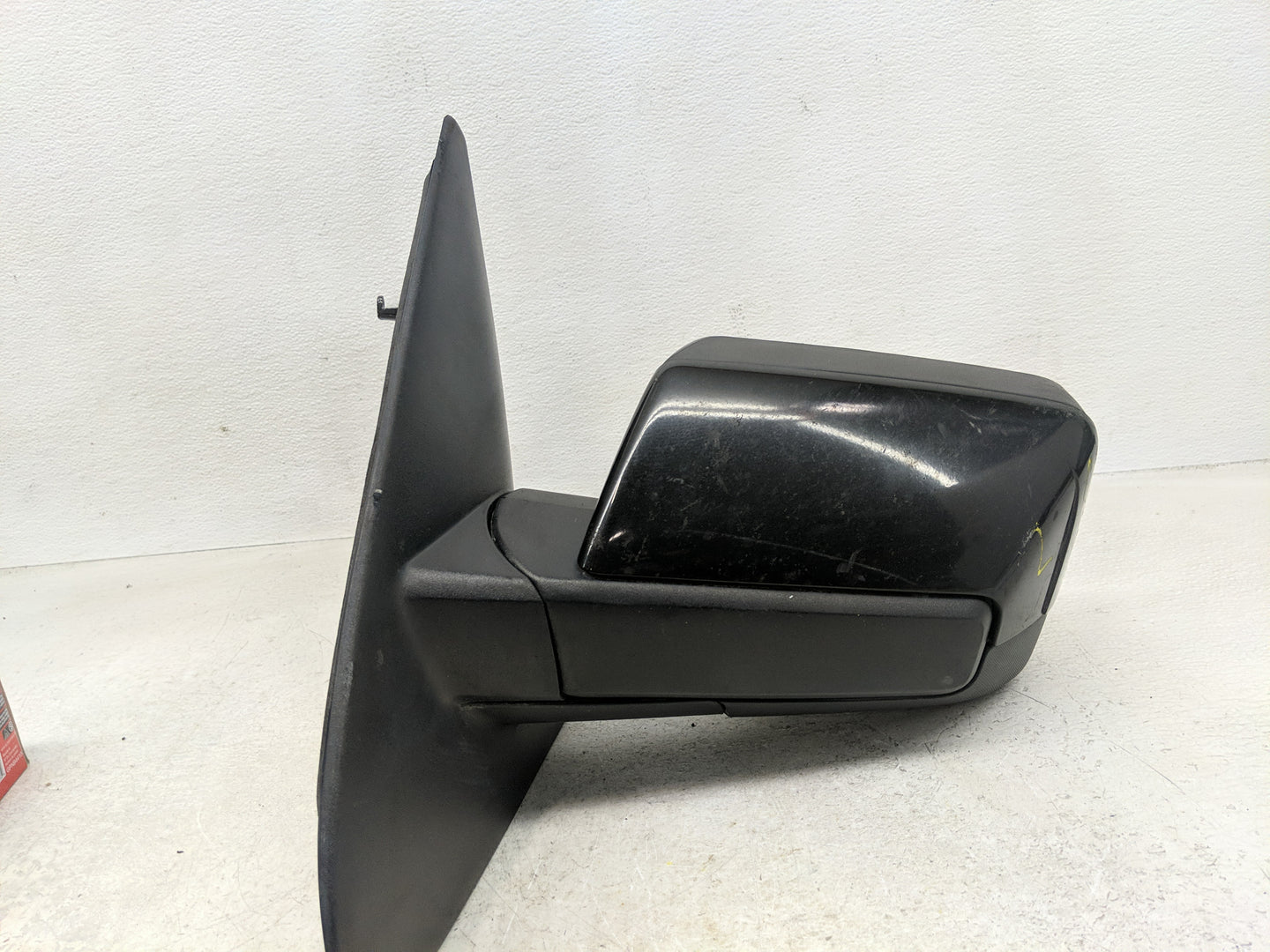 2015 Ford Expedition Driver Side View Mirror - Left Door Mirror OEM Used - Oemusedautoparts1.com