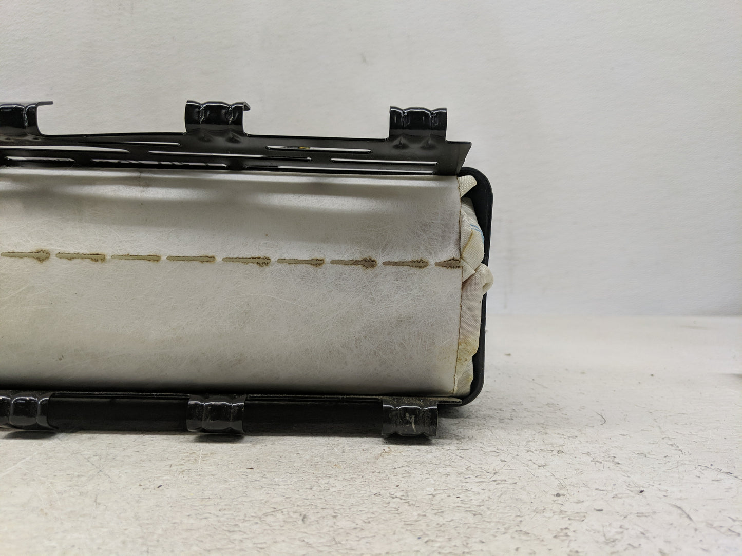 2015 Ford Expedition Air Bag Passenger Right Dashboard OEM P/N:AL1415044A74 Fits OEM Used Auto Parts - Oemusedautoparts1.com