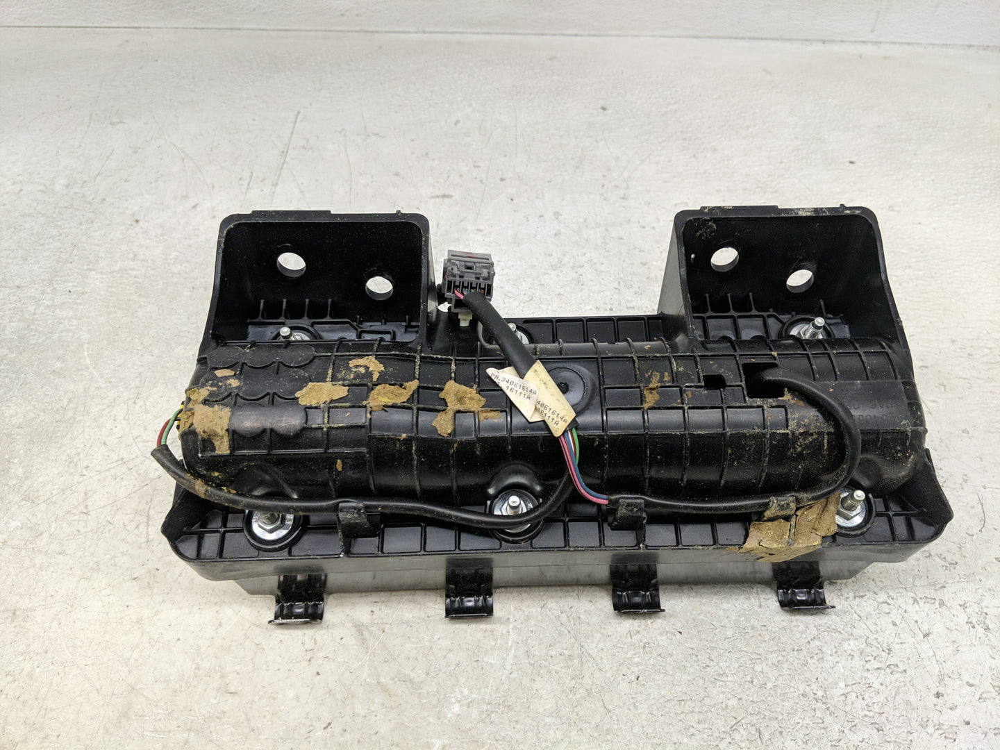2015 Ford Expedition Air Bag Passenger Right Dashboard OEM P/N:AL1415044A74 Fits OEM Used Auto Parts - Oemusedautoparts1.com