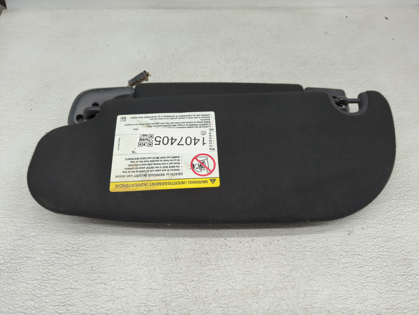 2015 Ford Expedition Sun Visor Shade Replacement Passenger Right Mirror Fits OEM Used Auto Parts - Oemusedautoparts1.com