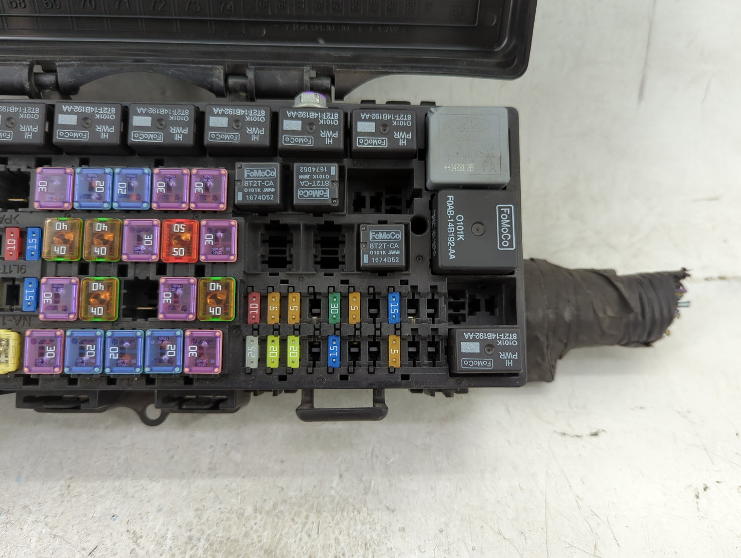 2015 Ford Expedition Fusebox Fuse Box Panel Relay Module P/N:9L1T-14A003-AA Fits OEM Used Auto Parts - Oemusedautoparts1.com
