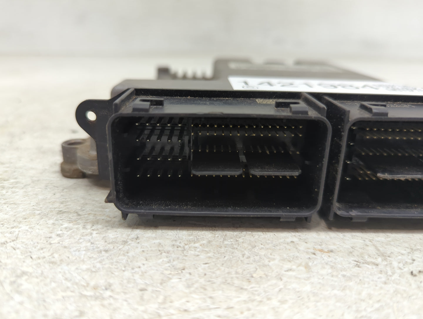 2015 Ford Expedition PCM Engine Control Computer ECU ECM PCU OEM P/N:FL1A-12A650-BA FL1A-12B684-AA Fits OEM Used Auto Parts 