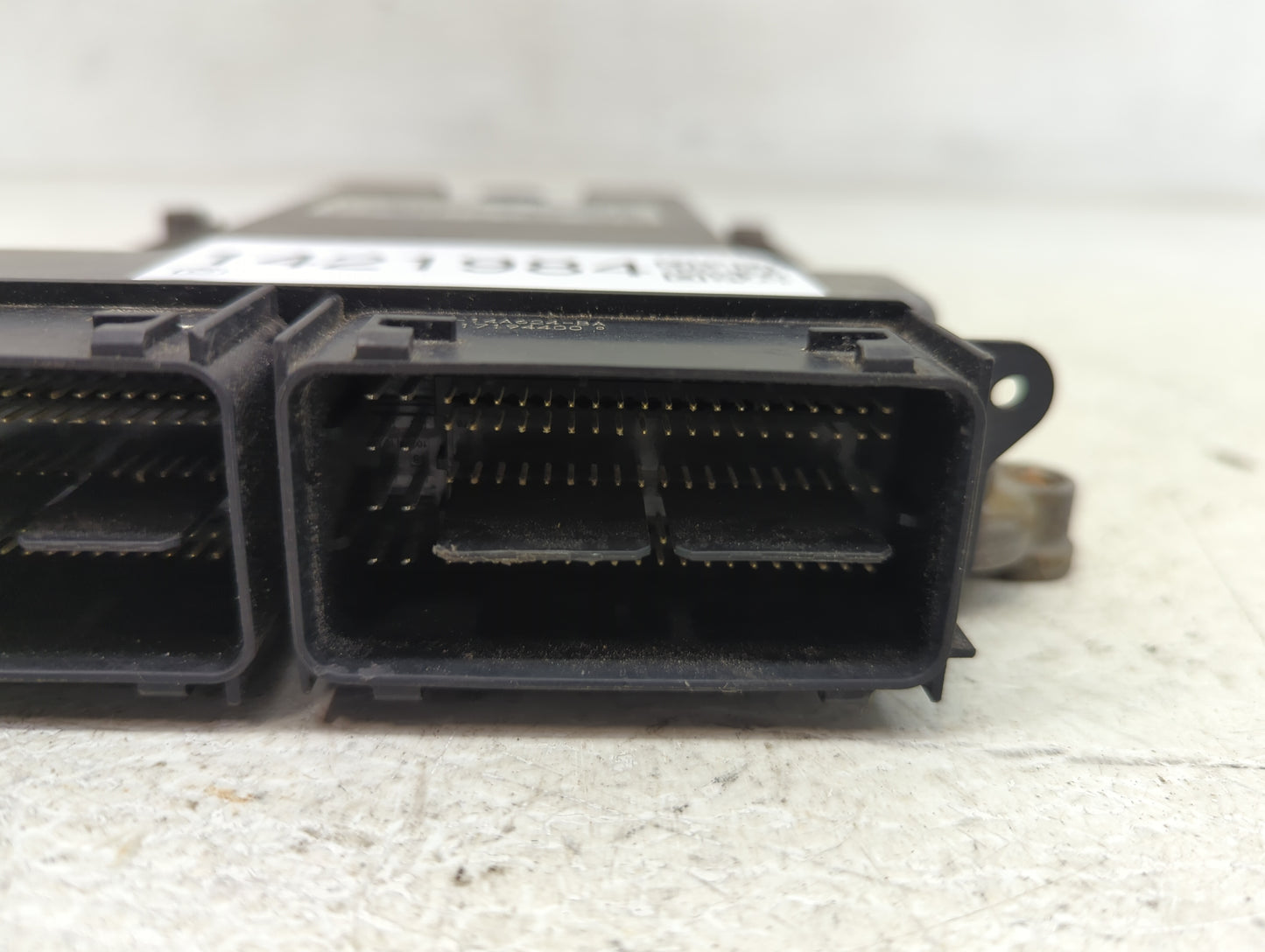 2015 Ford Expedition PCM Engine Control Computer ECU ECM PCU OEM P/N:FL1A-12A650-BA FL1A-12B684-AA Fits OEM Used Auto Parts 