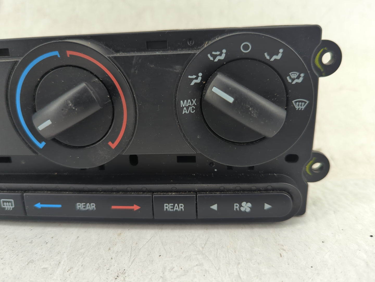 2015 Ford Expedition Climate Control Module Temperature AC/Heater Replacement Fits OEM Used Auto Parts - Oemusedautoparts1.c