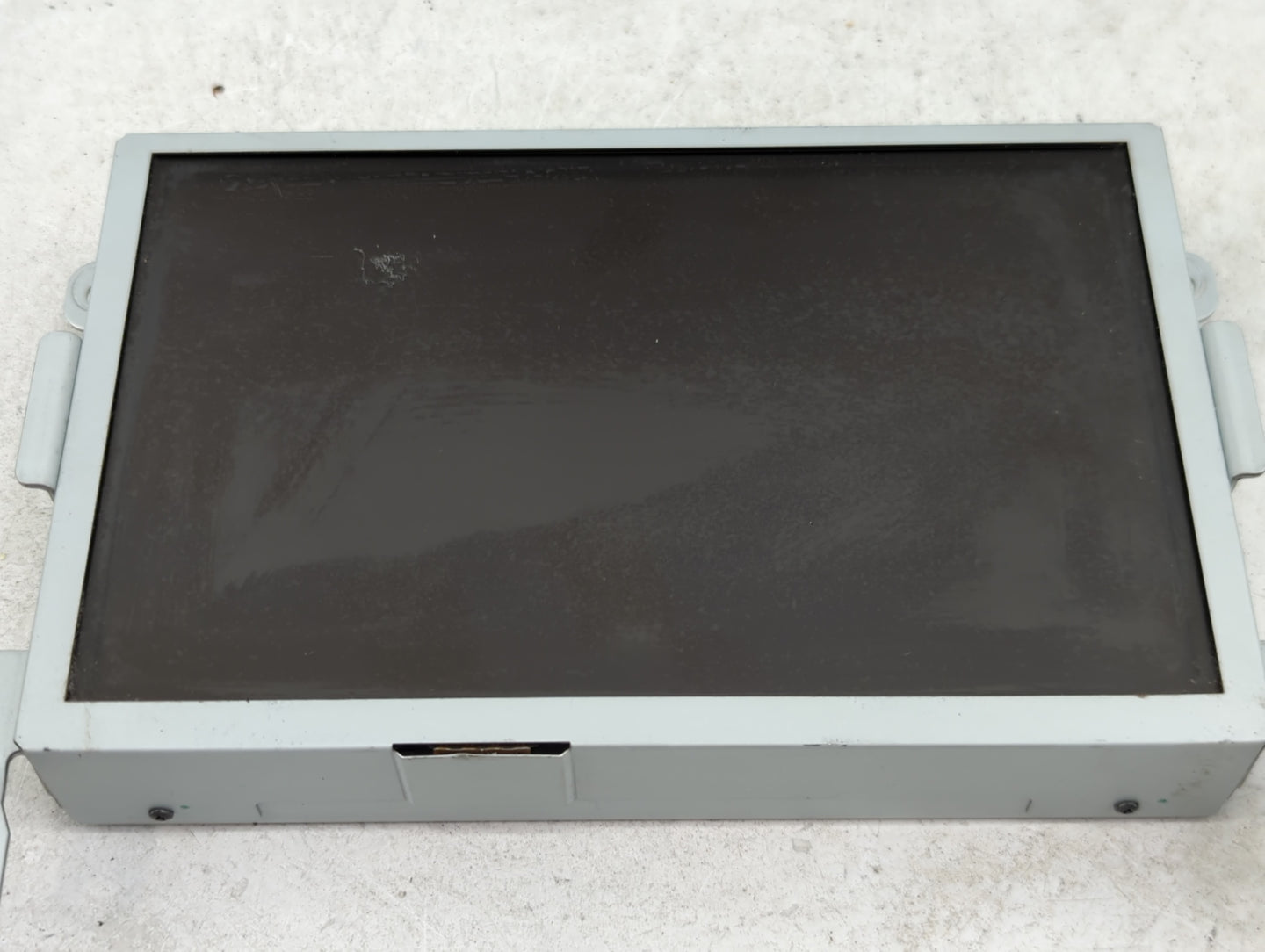 Ford Expedition Information Display Screen - Oemusedautoparts1.com