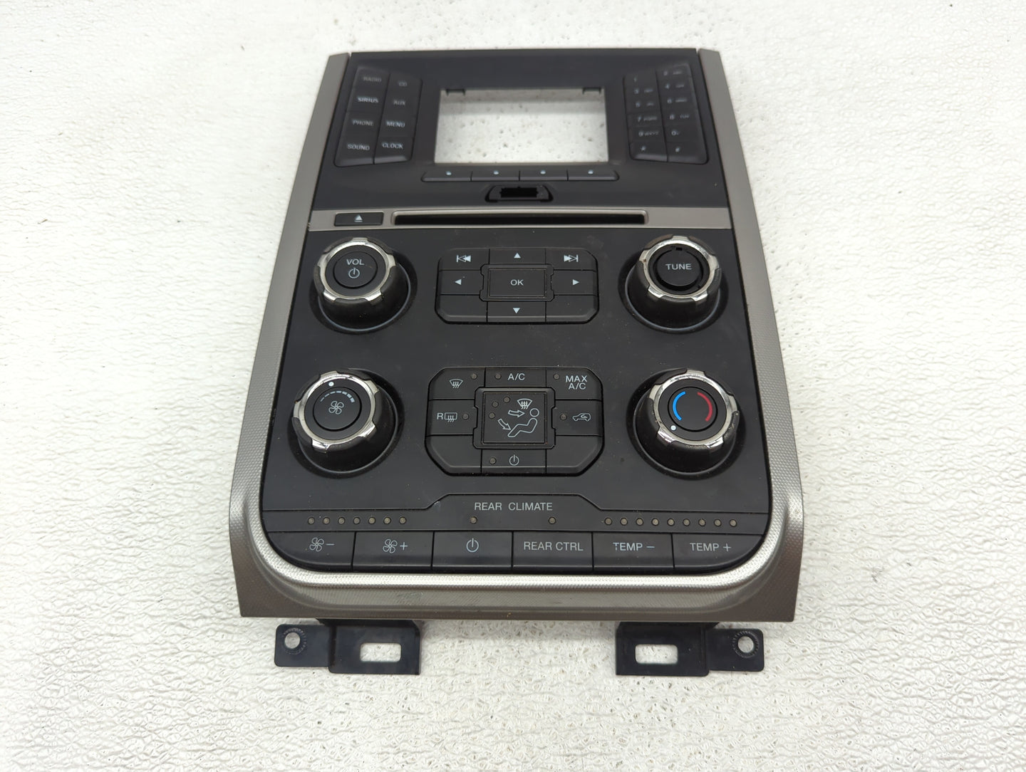 2015 Ford Expedition Climate Control Module Temperature AC/Heater Replacement P/N:FL1T-18A802-AKS Fits OEM Used Auto Parts -