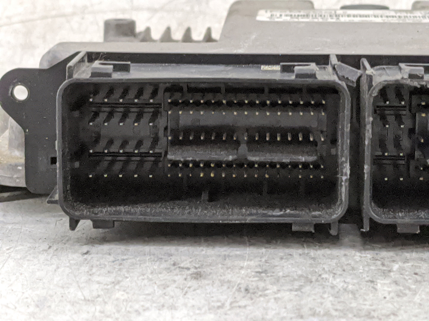 2015 Ford Expedition PCM Engine Control Computer ECU ECM PCU OEM P/N:FL1A-12A650-BA FL1A-12B684-AA Fits OEM Used Auto Parts 