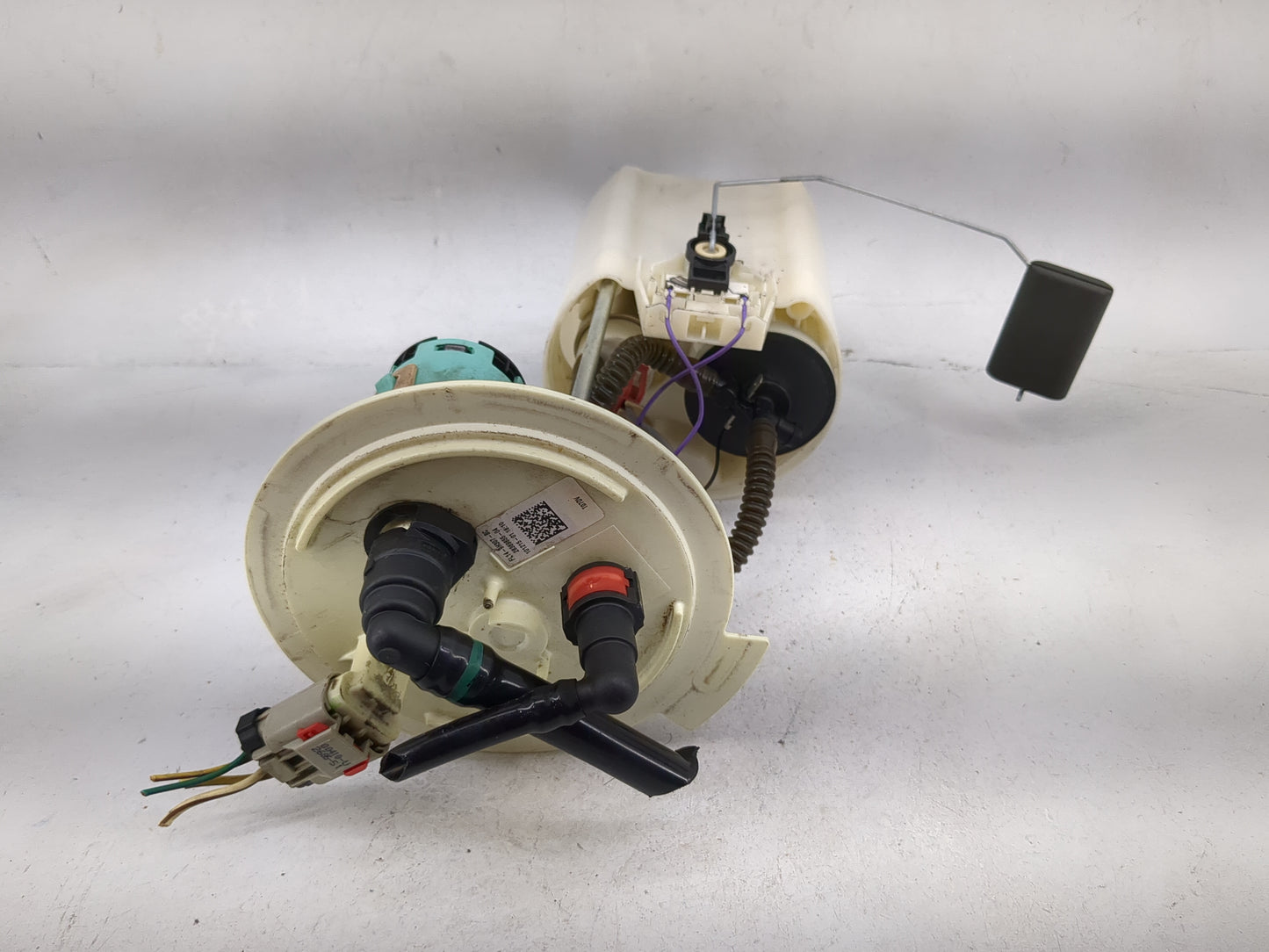 2015 Ford Expedition Electrical Gas Fuel Pump Assembly - Oemusedautoparts1.com