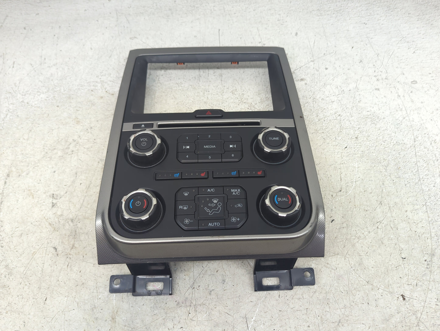 2015 Ford Expedition Radio Control Panel - Oemusedautoparts1.com