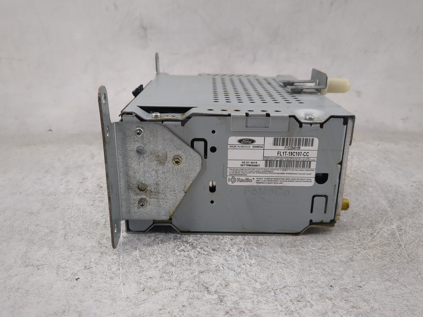 2015-2017 Ford Expedition Radio AM FM Cd Player Receiver Replacement P/N:FL1T-19C107-CC F1CC540105 Fits Fits 2015 2016 2017 