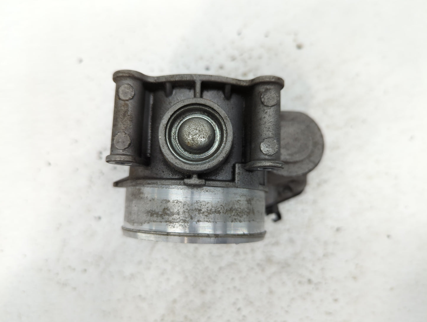 2015-2017 Ford Expedition Throttle Body P/N:14233 4003779 13008 4006130 Fits Fits 2011 2012 2013 2014 2015 2016 2017 2018 20