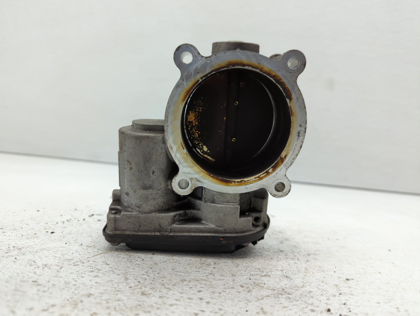2015-2017 Ford Expedition Throttle Body P/N:14233 4003779 13008 4006130 Fits Fits 2011 2012 2013 2014 2015 2016 2017 2018 20