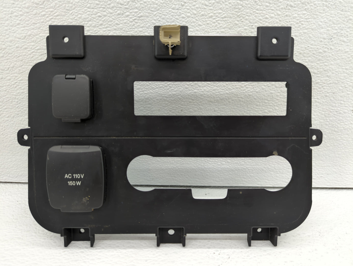 2015 Ford Expedition Hybrid DC Synergy Drive Power Inverter P/N:DS7T-19G247-AC Fits OEM Used Auto Parts - Oemusedautoparts1.