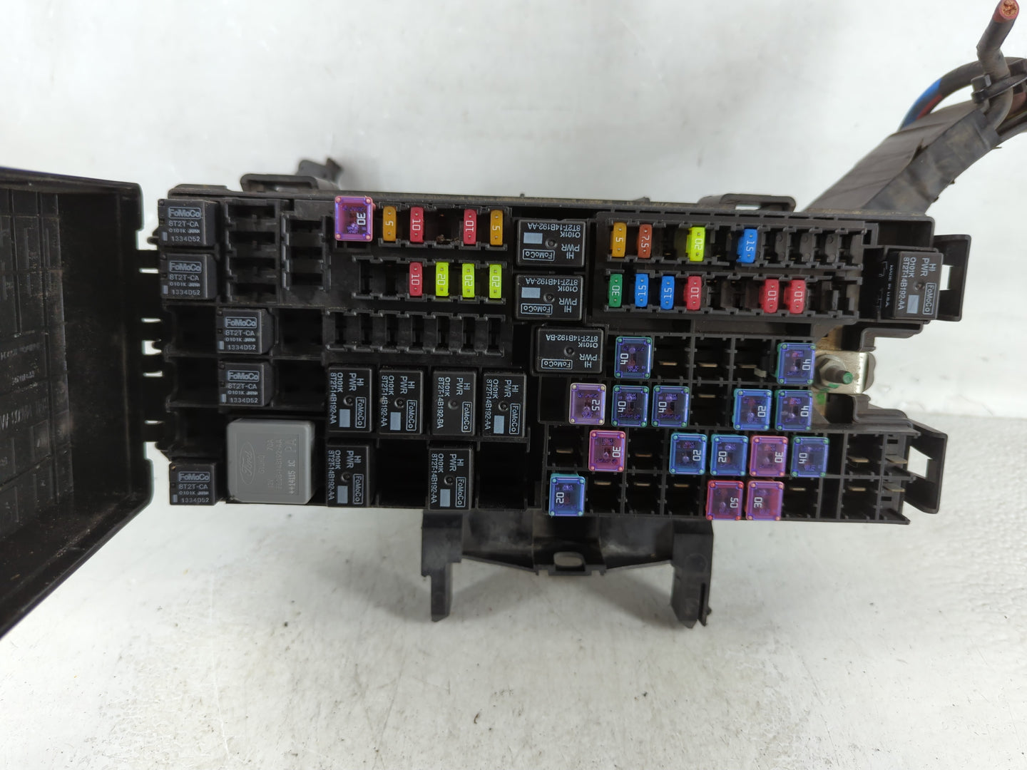 2014-2015 Ford Explorer Fusebox Fuse Box Panel Relay Module P/N:BT4T-14A003-AA Fits Fits 2014 2015 OEM Used Auto Parts - Oem