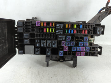 2014-2015 Ford Explorer Fusebox Fuse Box Panel Relay Module P/N:BT4T-14A003-AA Fits Fits 2014 2015 OEM Used Auto Parts