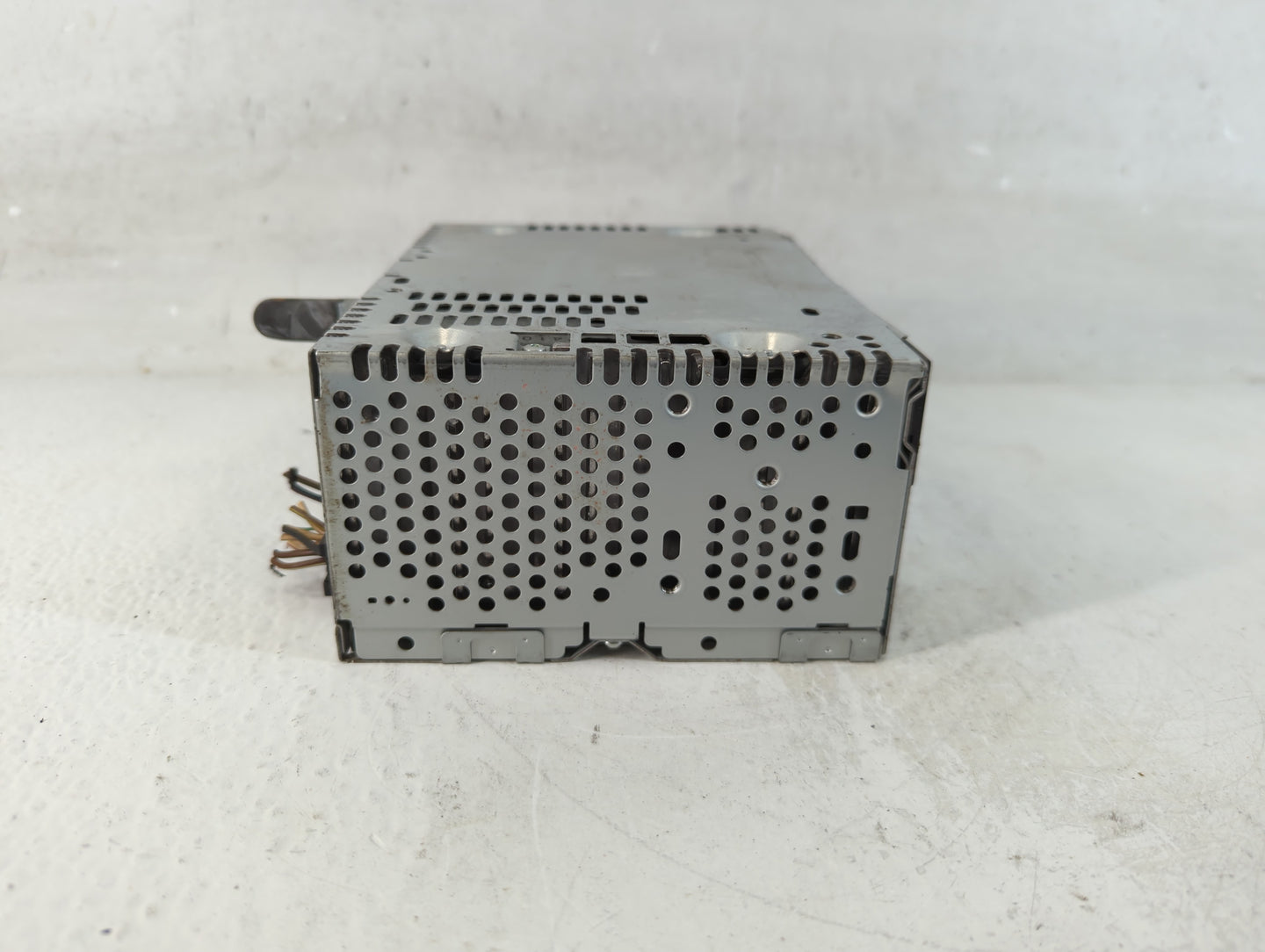 2015 Ford Explorer Radio AM FM Cd Player Receiver Replacement P/N:EB5T 19C107 EB Fits OEM Used Auto Parts - Oemusedautoparts