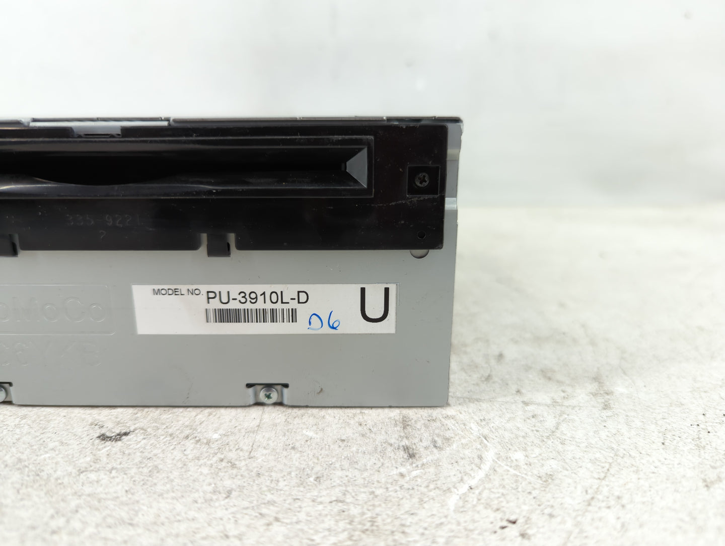 2015 Ford Explorer Radio AM FM Cd Player Receiver Replacement P/N:EB5T-19C107-HA EB5T-19C107-HB Fits OEM Used Auto Parts - O
