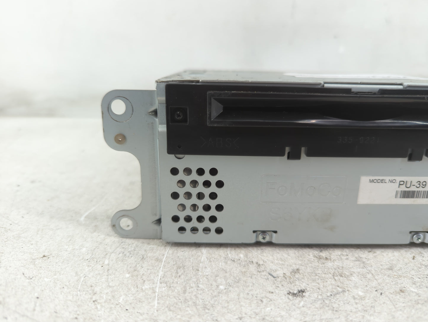 2014-2015 Ford Explorer Radio AM FM Cd Player Receiver Replacement P/N:EB5T-19C107-HA Fits Fits 2014 2015 OEM Used Auto Part