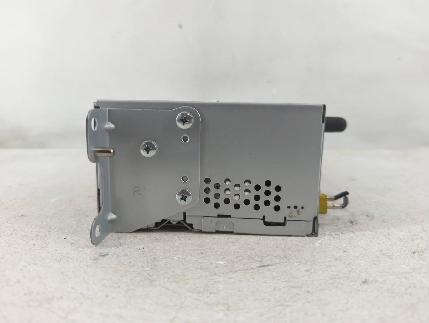 2014-2015 Ford Explorer Radio AM FM Cd Player Receiver Replacement P/N:EB5T-19C107-HA Fits Fits 2014 2015 OEM Used Auto Part
