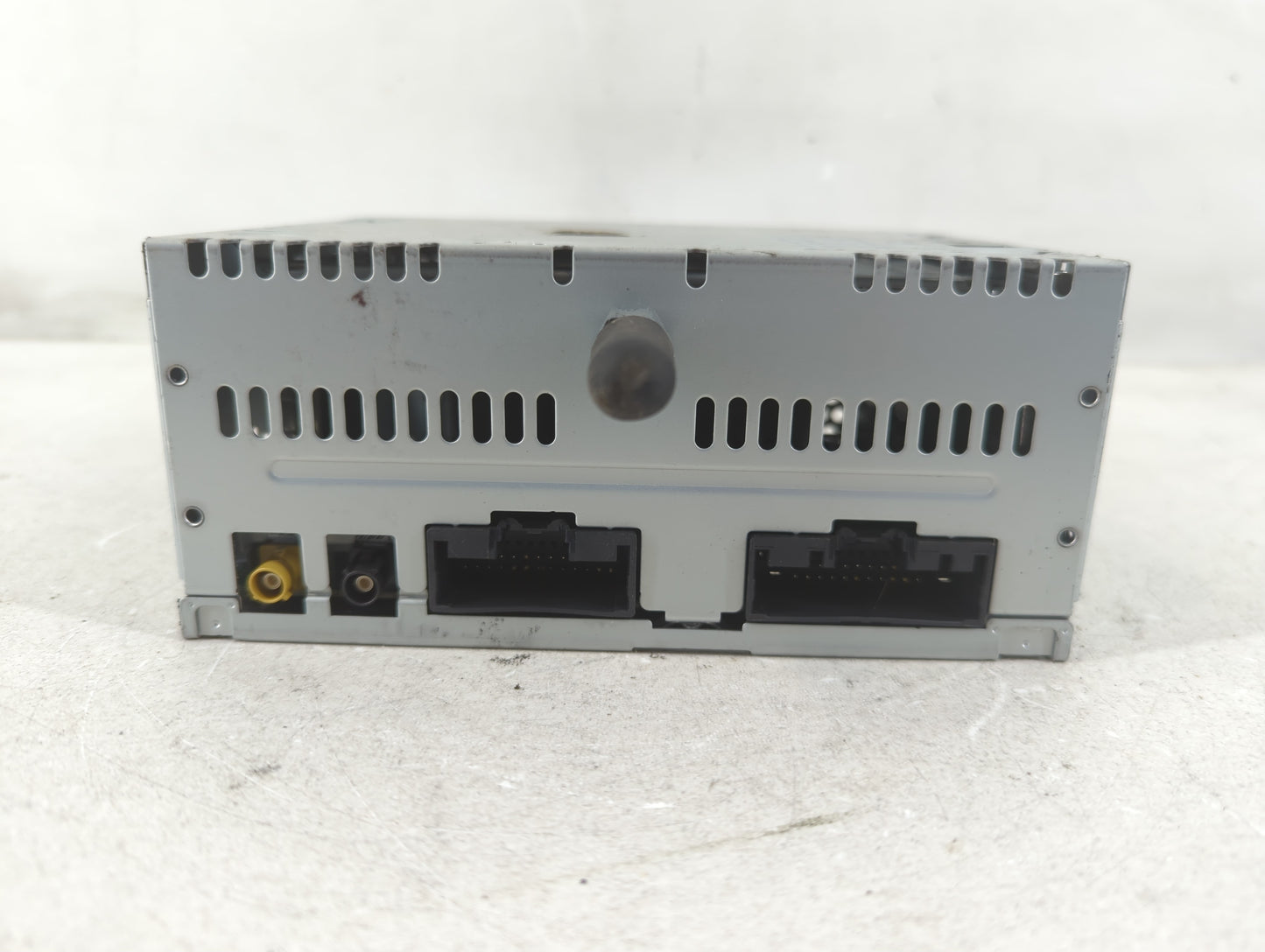 2015 Ford Explorer Radio AM FM Cd Player Receiver Replacement P/N:EB5T-19C107-JB Fits OEM Used Auto Parts - Oemusedautoparts