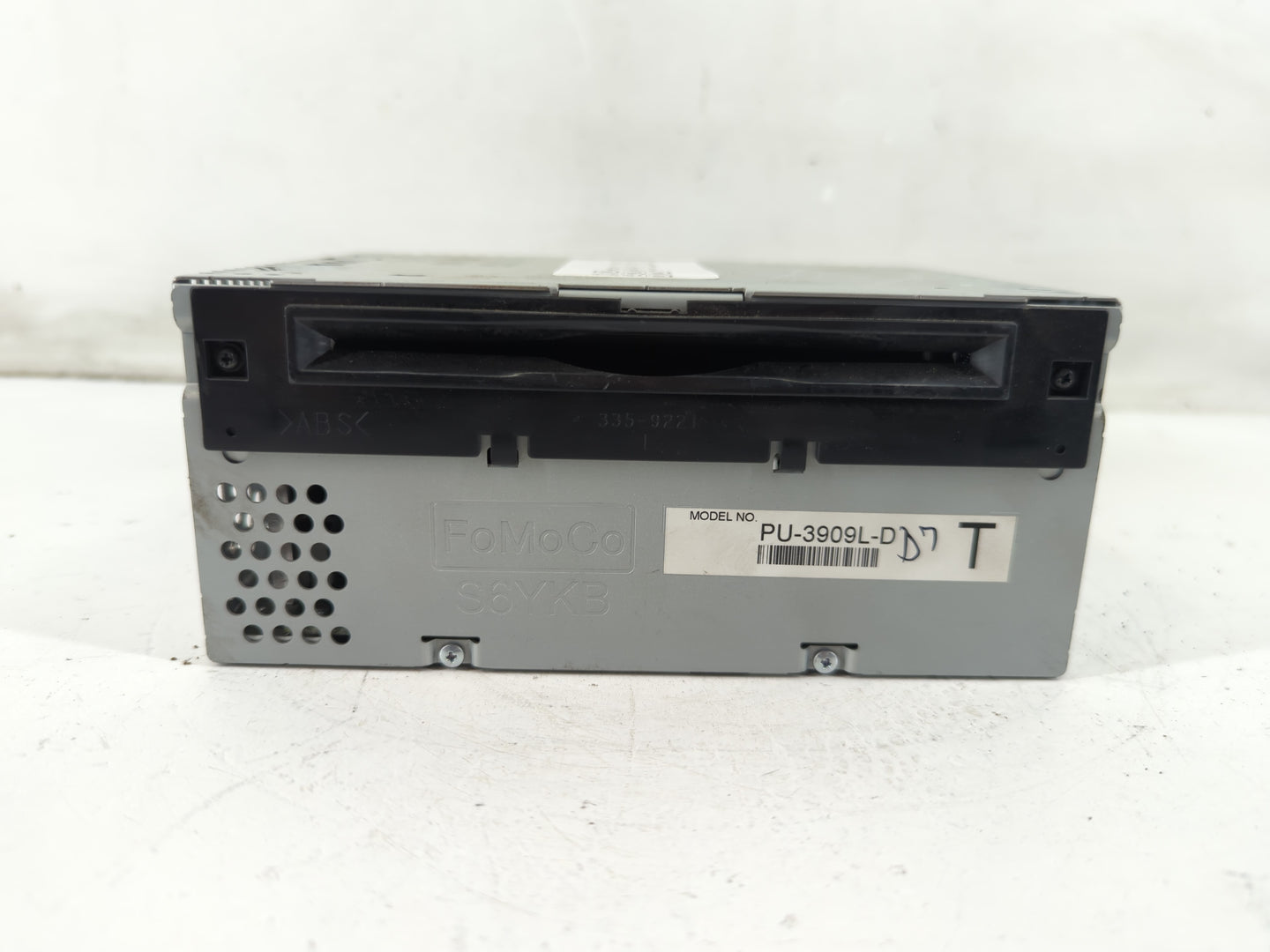 2014-2015 Ford Explorer Radio AM FM Cd Player Receiver Replacement P/N:EB5T-19C107-GA Fits Fits 2014 2015 OEM Used Auto Part