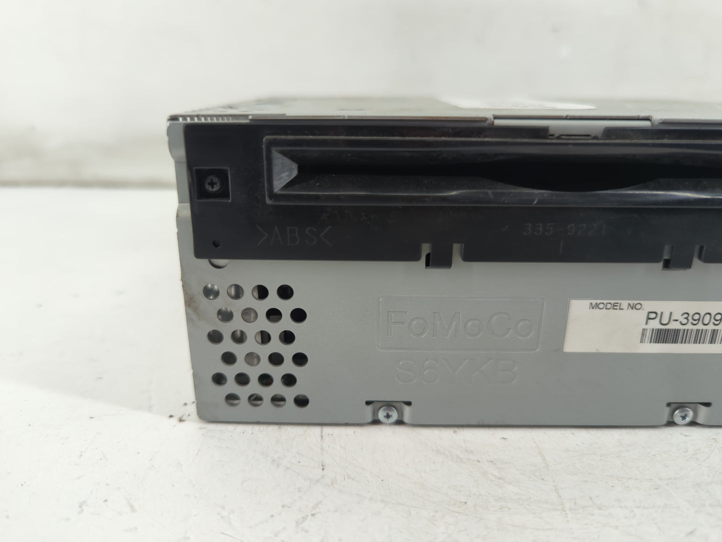2014-2015 Ford Explorer Radio AM FM Cd Player Receiver Replacement P/N:EB5T-19C107-GA Fits Fits 2014 2015 OEM Used Auto Part