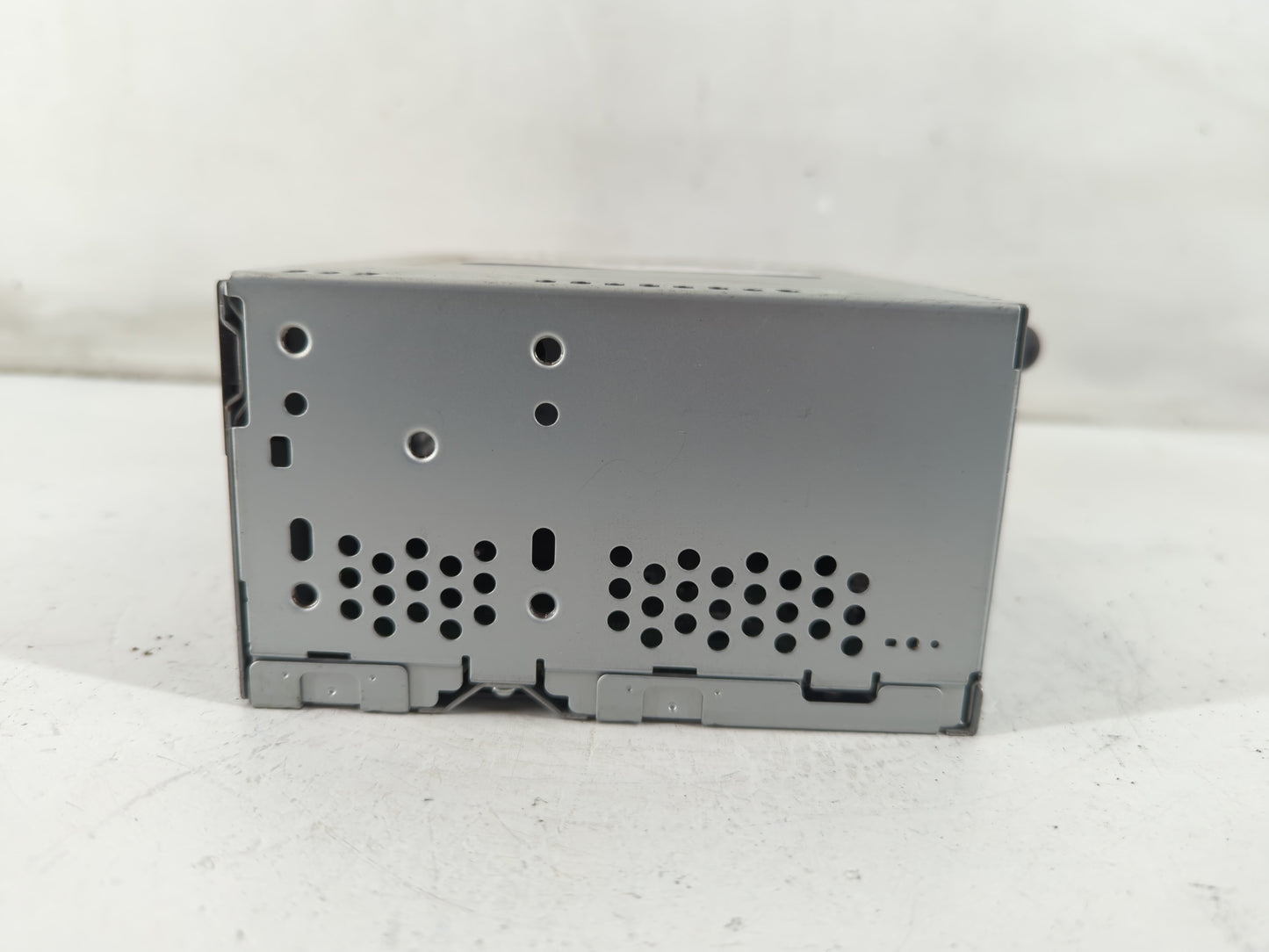 2014-2015 Ford Explorer Radio AM FM Cd Player Receiver Replacement P/N:EB5T-19C107-GA Fits Fits 2014 2015 OEM Used Auto Part