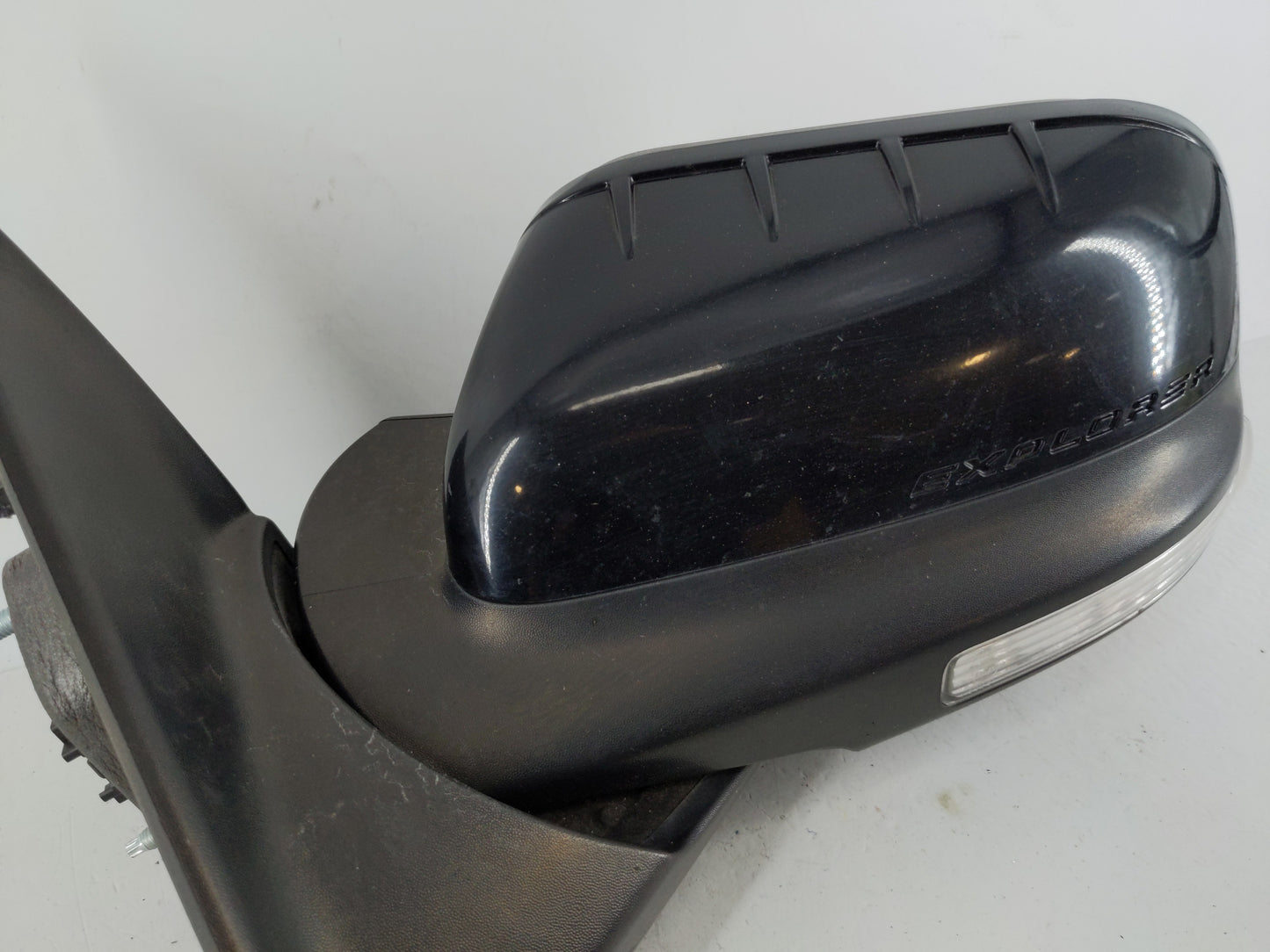 2011-2015 Ford Explorer Driver Side View Mirror - Left Door Mirror OEM Used - Oemusedautoparts1.com