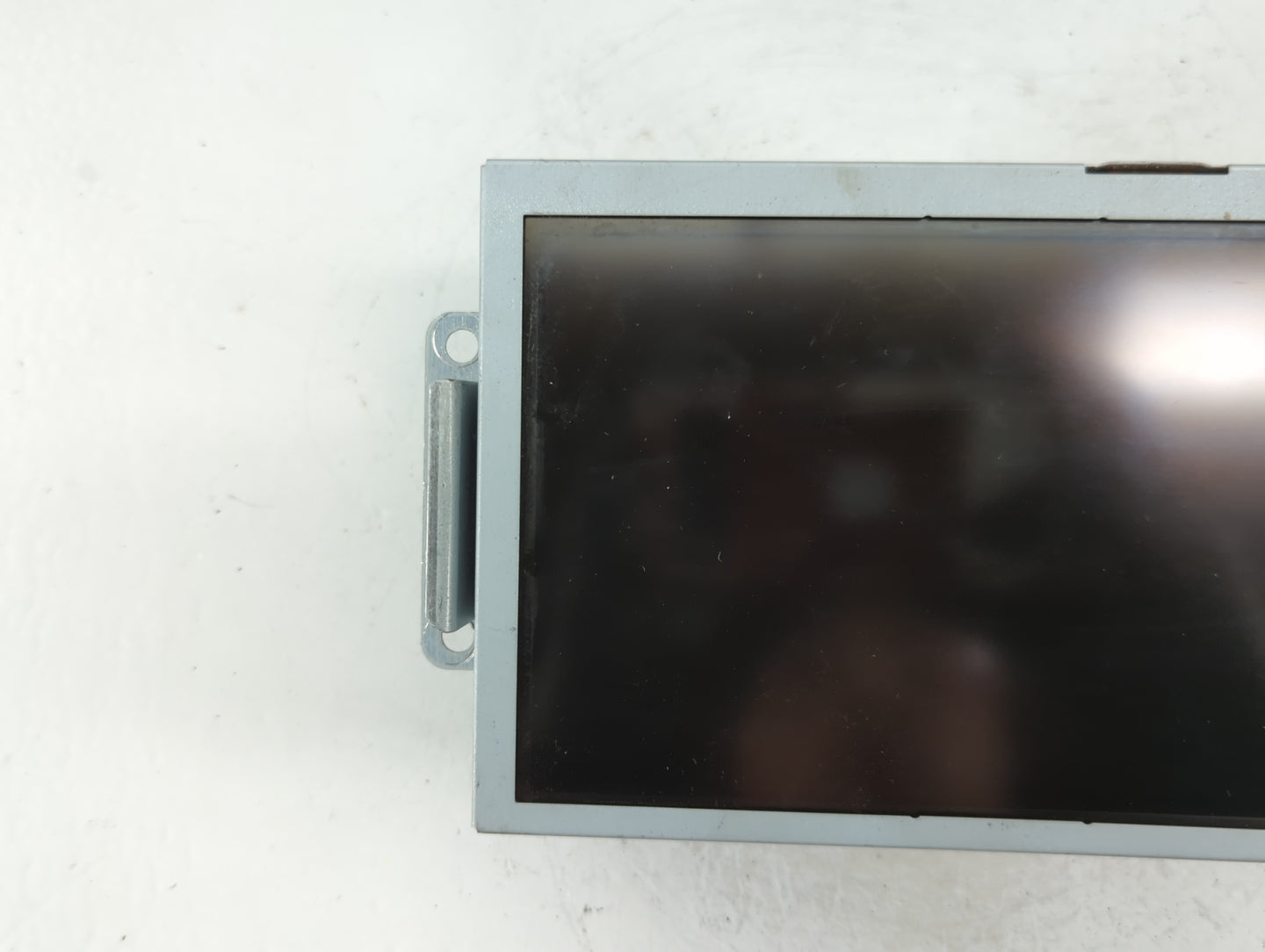2015-2016 Ford Explorer Information Display Screen - Oemusedautoparts1.com