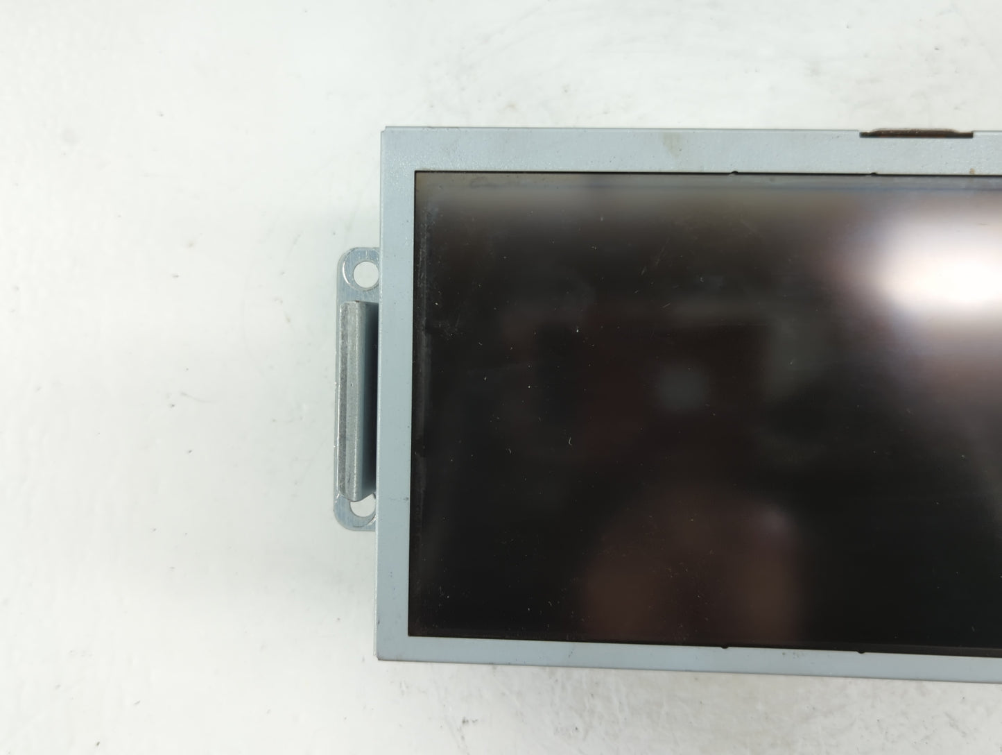 2015-2016 Ford Explorer Information Display Screen - Oemusedautoparts1.com