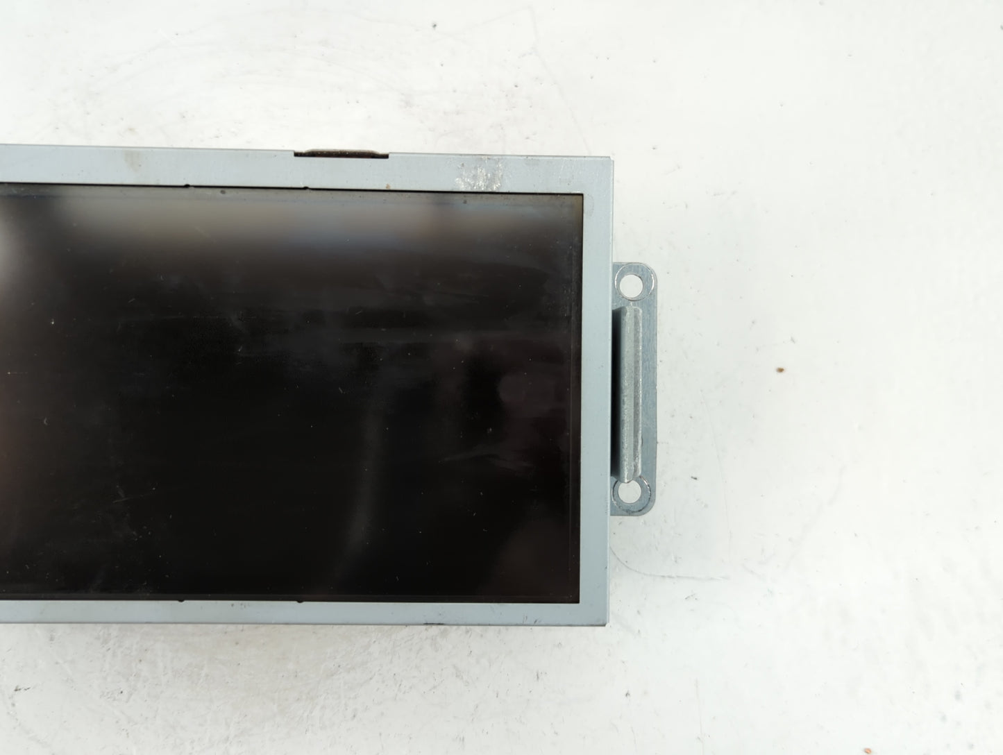 2015-2016 Ford Explorer Information Display Screen - Oemusedautoparts1.com