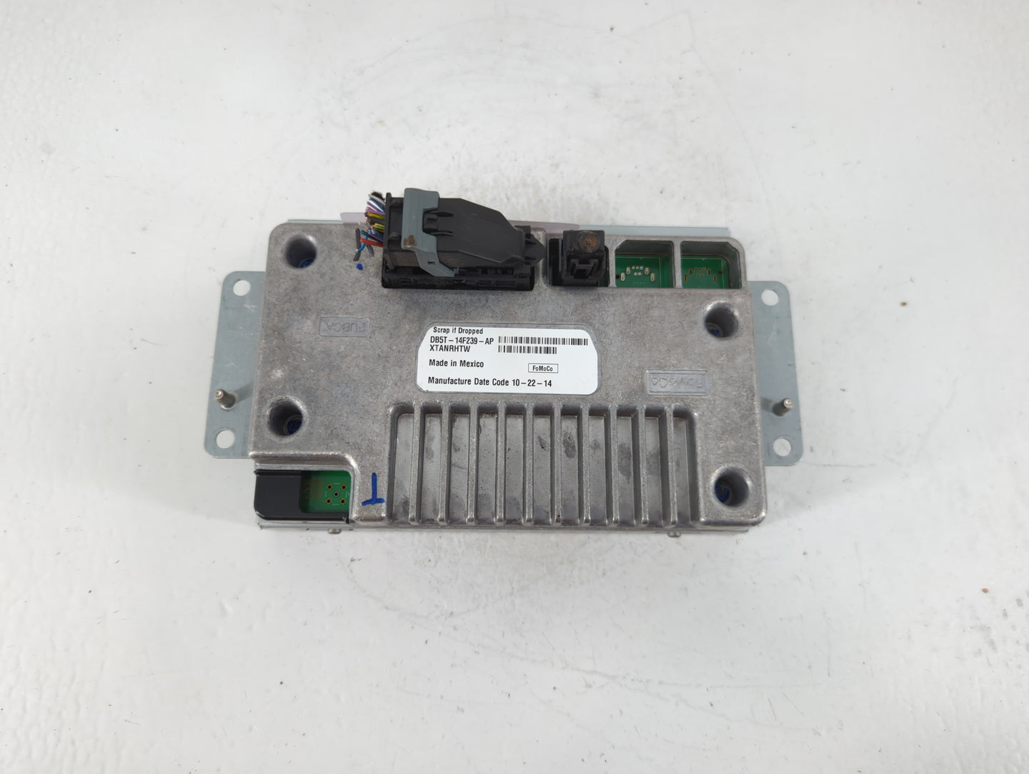 2015-2016 Ford Explorer Information Display Screen - Oemusedautoparts1.com
