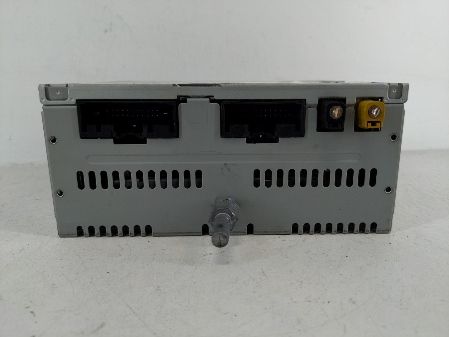 2015 Ford Explorer Radio AM FM Cd Player Receiver Replacement P/N:EB5T19C107HB A12887187 Fits OEM Used Auto Parts - Oemuseda
