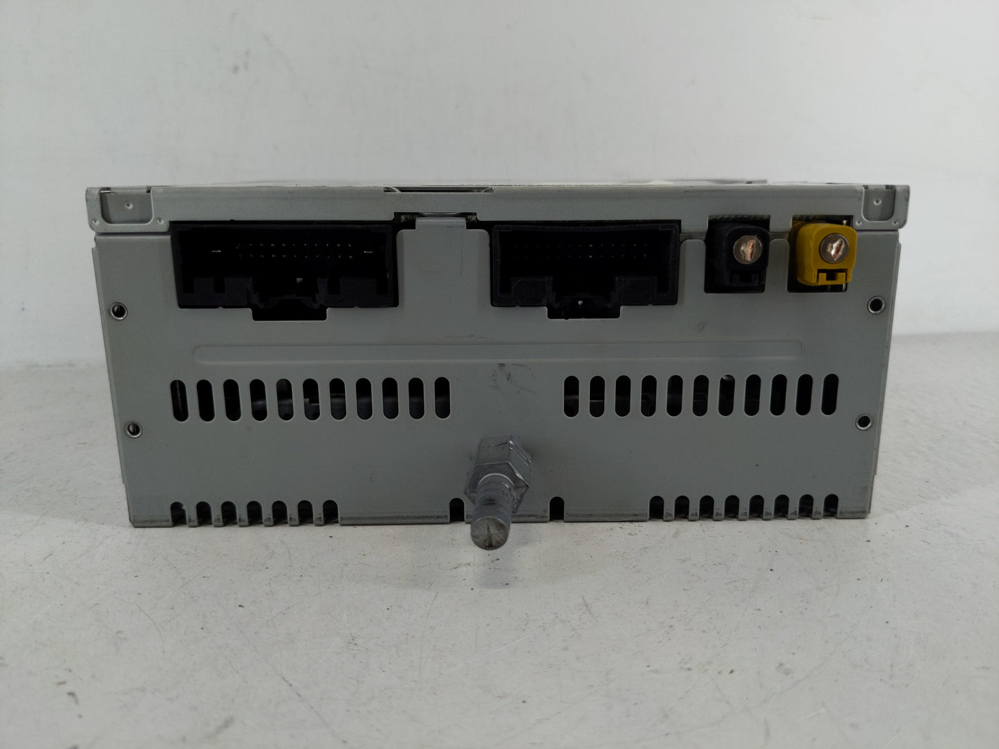 2015 Ford Explorer Radio AM FM Cd Player Receiver Replacement P/N:EB5T19C107HB A12887187 Fits OEM Used Auto Parts - Oemuseda