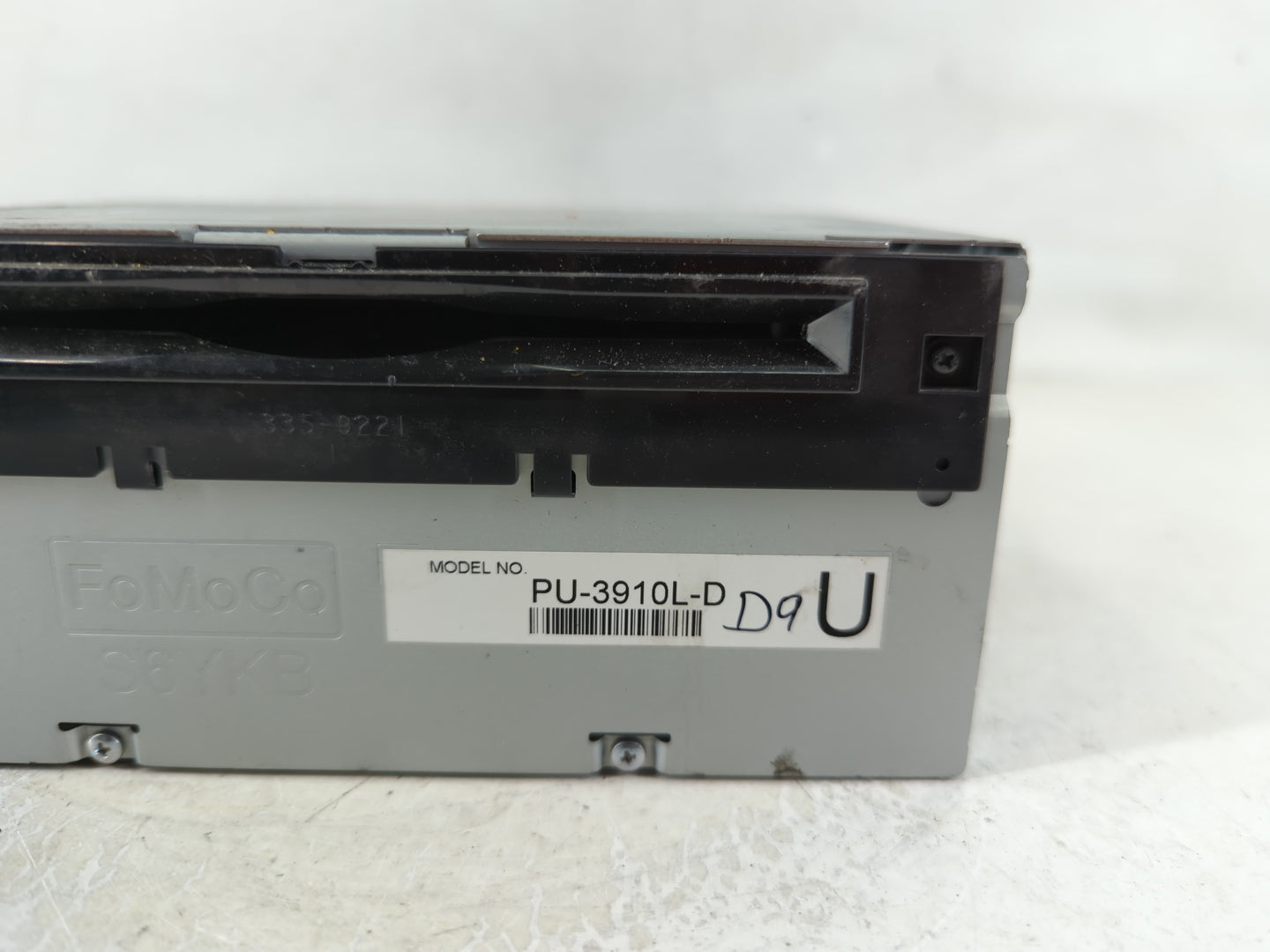 2015 Ford Explorer Radio AM FM Cd Player Receiver Replacement P/N:EB5T-19C107-HB Fits OEM Used Auto Parts - Oemusedautoparts