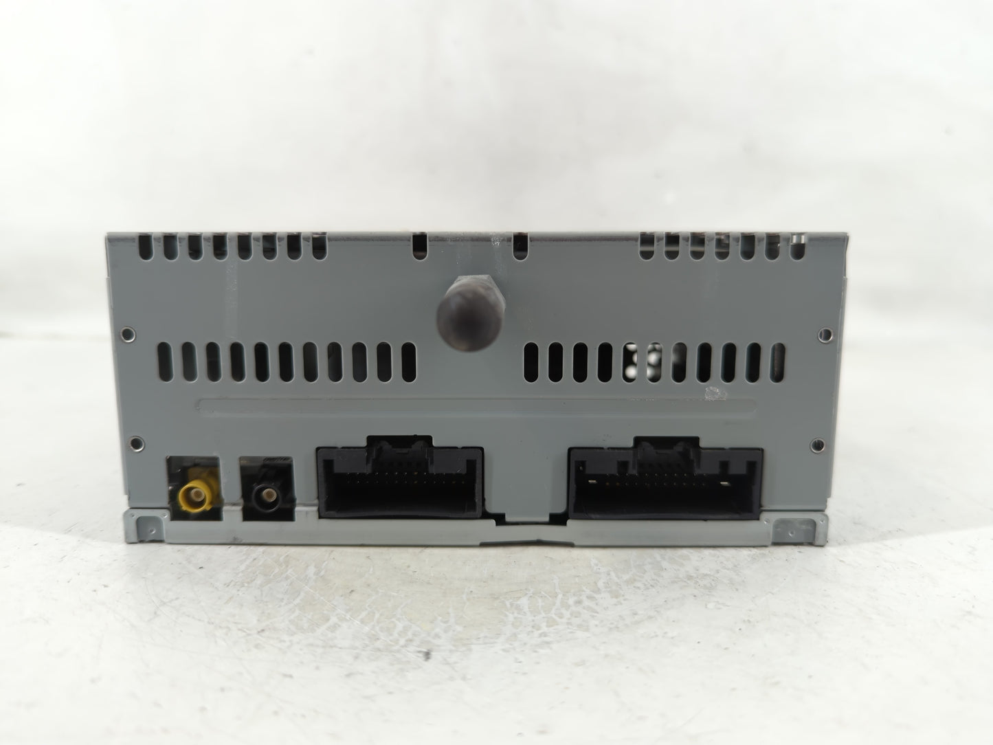 2015 Ford Explorer Radio AM FM Cd Player Receiver Replacement P/N:EB5T-19C107-HB Fits OEM Used Auto Parts - Oemusedautoparts