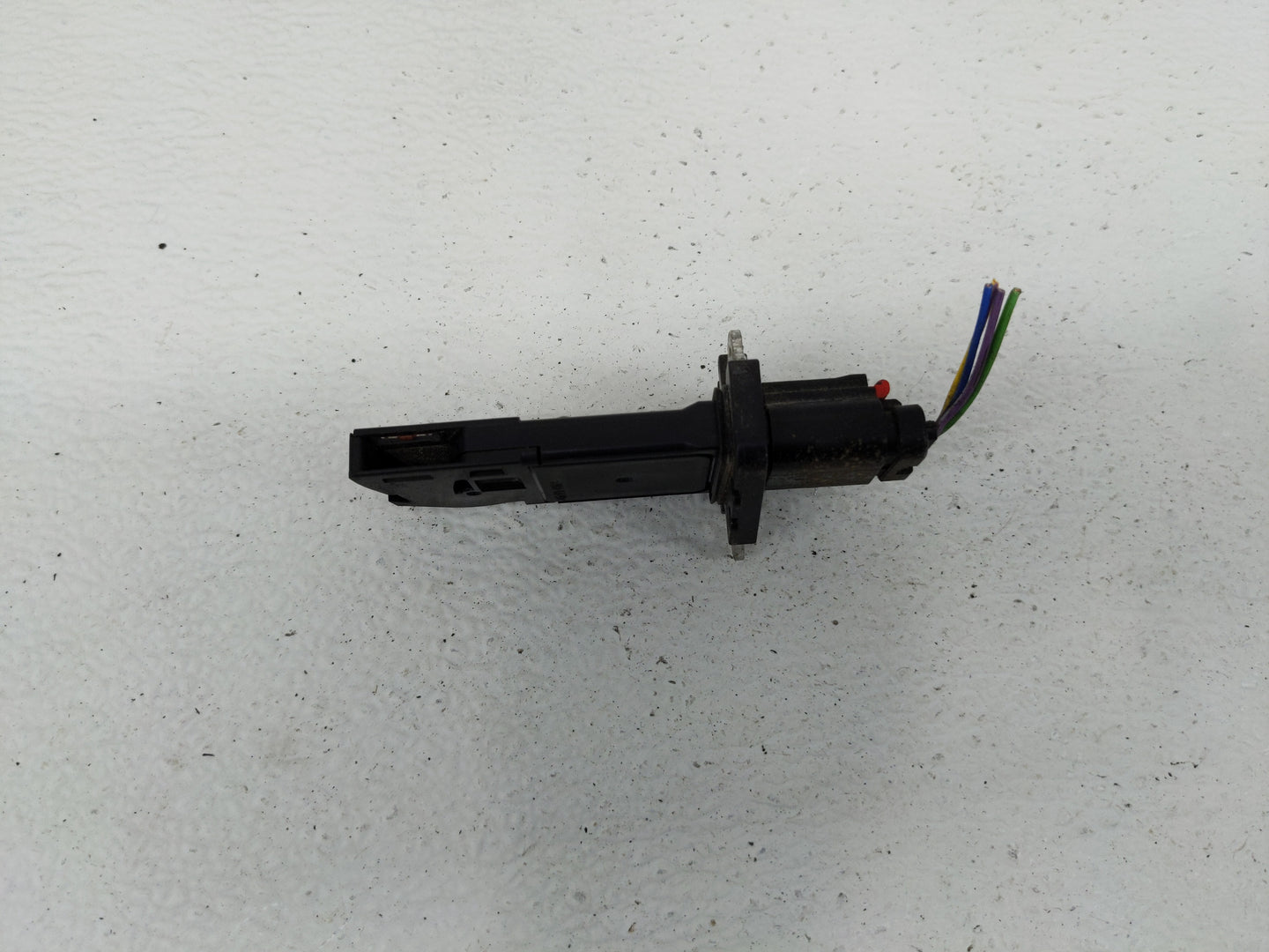 2013-2015 Ford Explorer Mass Air Flow Meter Maf - Oemusedautoparts1.com