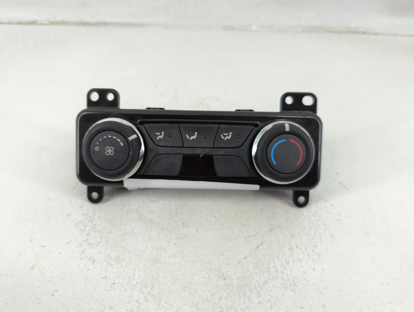 2015 Ford Explorer Climate Control Module Temperature AC/Heater Replacement P/N:BB5T-19980-BD Fits OEM Used Auto Parts - Oem