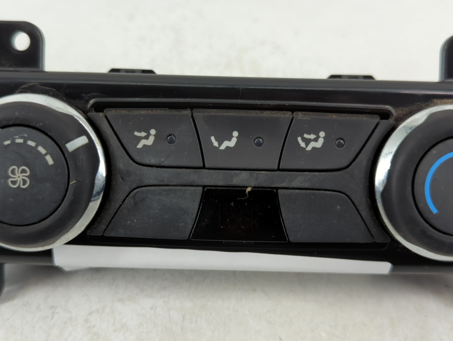 2015 Ford Explorer Climate Control Module Temperature AC/Heater Replacement P/N:BB5T-19980-BD Fits OEM Used Auto Parts - Oem